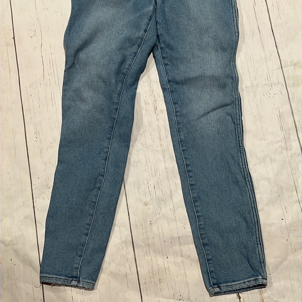 Madewell blue high rise skinny jeans - Picture 4 of 9